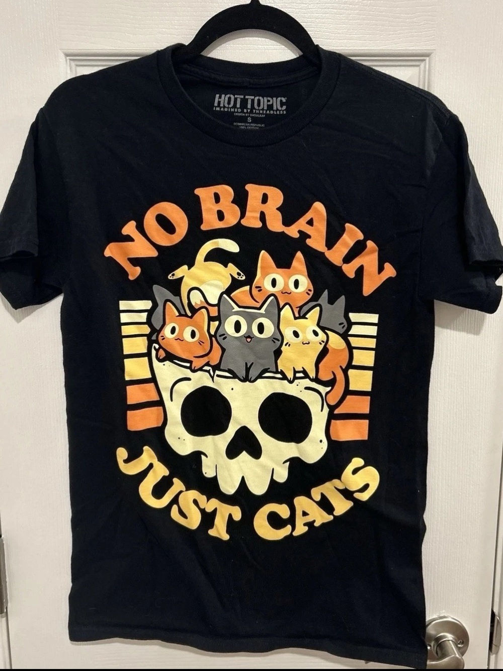 Hot Topic No Brain Just Cats T-Shirt Funny Size Small 100% Cotton